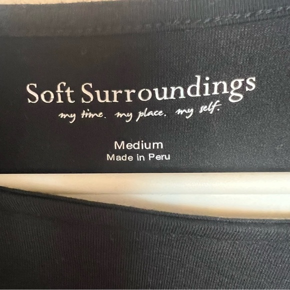 Soft Surroundings Women's Keyhole Chest Long Sleeve Black Shirt Sz M Essential - Picture 6 of 7